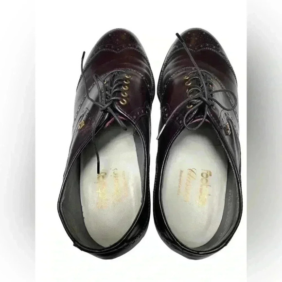 EUC FootJoy Classics Burgundy Leather brogue shield tip golf shoes Men\'s 9 main image 8